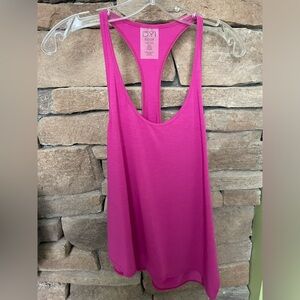 Women’s size medium, bright pink exercise shirt